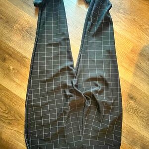 1x black checkered slacks leggings work pants stretchy